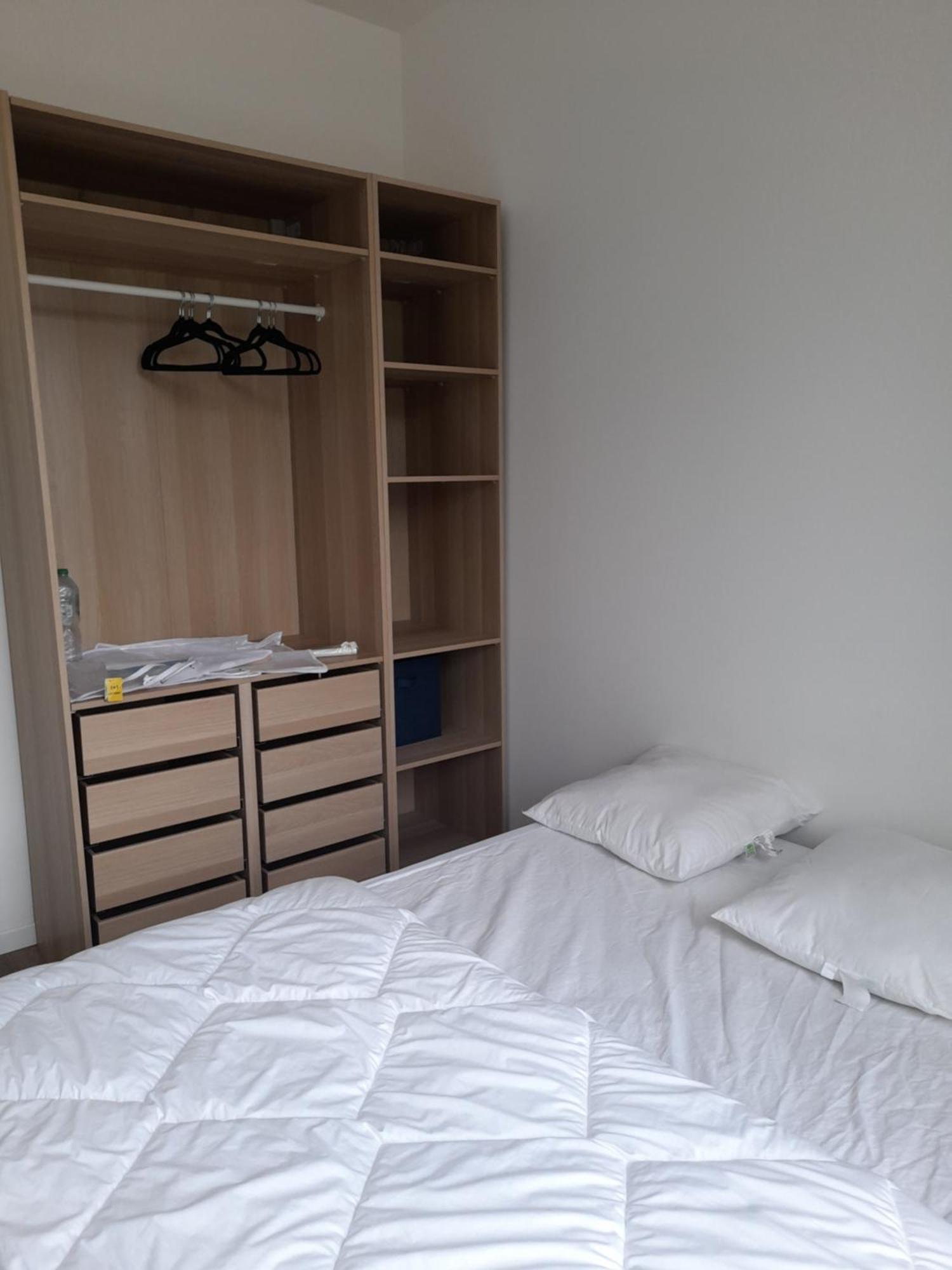 Appart Dans Petit Chateau En Centre Ville Lagny Exterior foto
